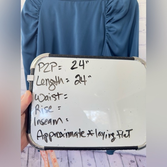 Banana Republic Ruched Sleeve Blouse size XL - Picture 2 of 11